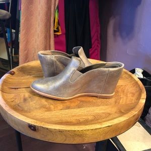 Johnston and Murphy mules